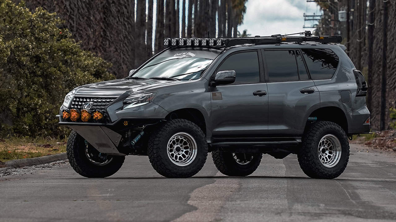 R35 Rambler (-38 Offset) on Lexus GX460